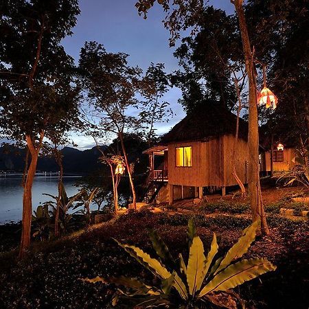 Sunwaree Phi Phi Resort Eksteriør billede