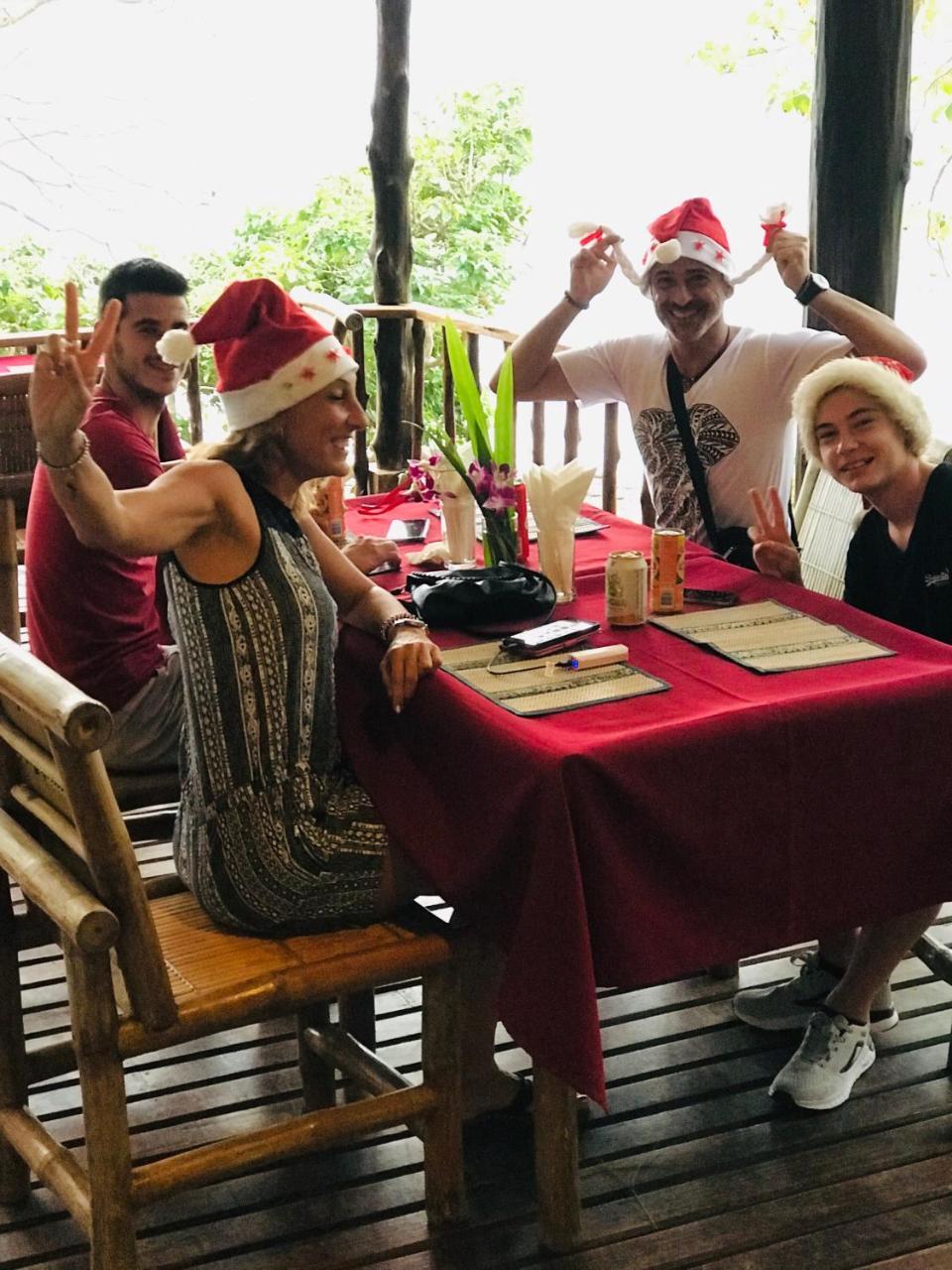 Sunwaree Phi Phi Resort Eksteriør billede
